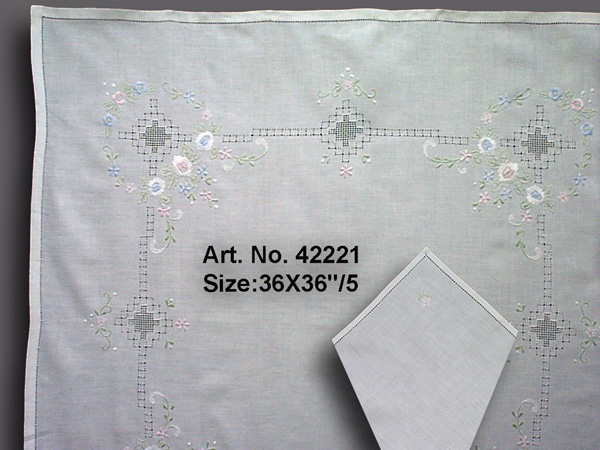 42221.jpg (41873 bytes)